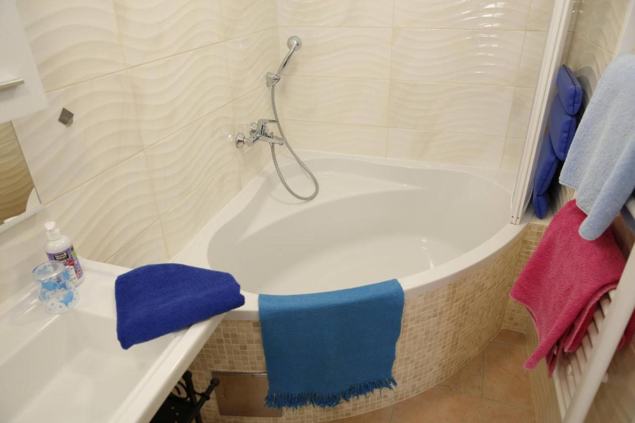 Holiday Home Yan With Bay View Vodice Bagian luar foto