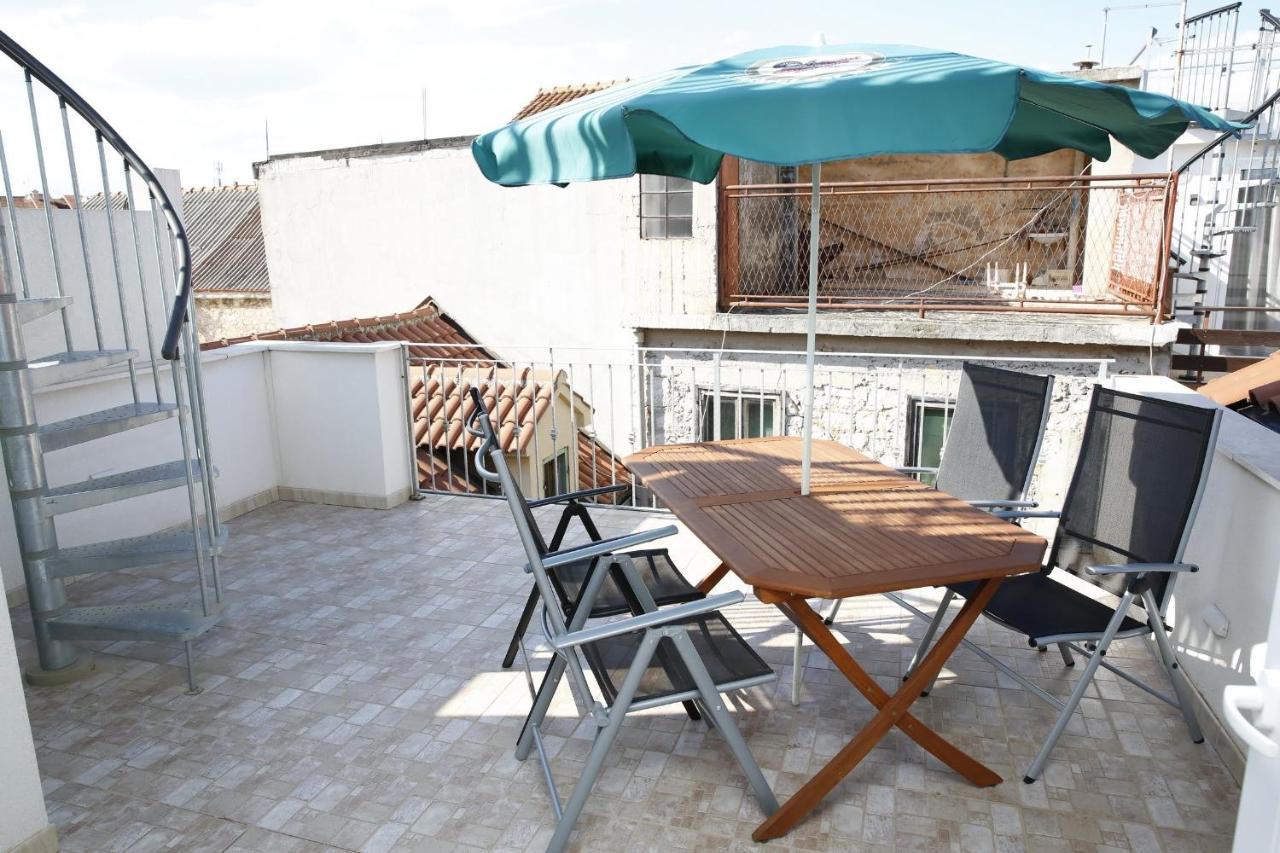 Holiday Home Yan With Bay View Vodice Bagian luar foto